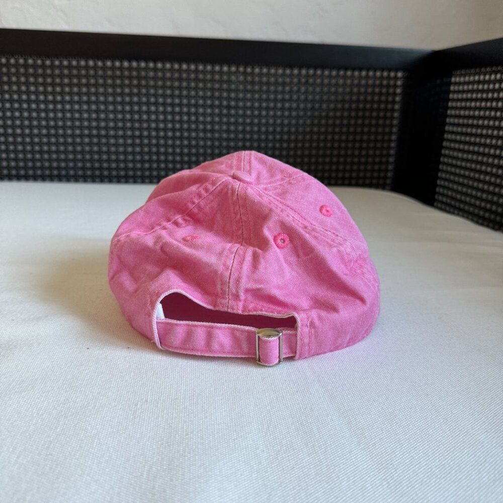 🩷 NWOT DeliVUry by Jessica Vu Shy Bear Pink Baseball Cap - Picture 2 of 4